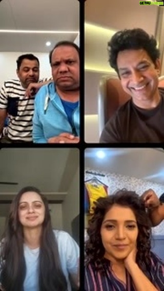 Shruti Marathe Instagram - चाळीशी लागलेल्या डोळ्यांत जेव्हा फुलतात विशीतली स्वप्नं... मन स्वत:लाच समजावतं थोडा टाईट थोडा लूज साला कॅरॅक्टर "अलीबाबा आणि चाळीशीतले चोर" २९ मार्च पासून संपूर्ण महाराष्ट्रात! #Alibaba_aani_Chalishitale_Chor #अलीबाबा_आणि_चाळीशीतले_चोर #29March Music Credits: Music - @ajitparab75 Singer - @shalmiaow Lyrics - @VaibhavJosheeofficial Mixing - @wadkkaravadhuut Film Credits: Starring : @subodhbhave | @muktabarve | @atulparchure | @ingale_anand | @madhurawelankarsatam | @umesh.kamat | @shrumarathe Directed By : @adityaingale10 Story, Screenplay & Dialogue : #VivekBele Director of Photography - @salunke.amol Produced By : Mrudgandh Films LLP. | Nitin Prakash Vaidya | Vaishali Viraj Londhe | Nikhil Varadkar । Sandeep Deshpande Presented By: @nitinvaidyaproductions Music On: @everestentertainment Executive Producer: @i.am.ldk Music Director - @ajitparab75 | @agnelroman Lyricist - @vaibhavjosheeofficial Background Music - @agnelroman Art Director- @gayatriishinde Editor - @jahagirdarpravin Vfx - @anujd Post-Production - @audipratik4 Sound Designer - @audiorohit | Piyush Shah Colourist - #SantoshPawar Costume - #SachinLovalekar Makeup - @sujit.jagtap11 Publicity Design - @lokisstudio PR- @amrutamane48 #AvadumberEntertainments Visual Promotion - @mayurhardas Digital Agency - @vaibhavshetkar #PageRoles Distribution - @pvrpictures #chalishi #40s #fun #lifelessons #experience #moments #nostalgia #outings #discussions #laughter #म #मराठी