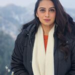 Shruti Marathe Instagram - 💓💓 #weather #snow #shoot #cold #shimla Pc @kettansingh