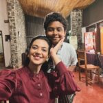 Shruti Sharma Instagram - Can’t wait for you all to witness this amazing project with these lovely people ☺️🌸 Memories that I will cherish all my life 🥹 #grateful #LOS #lionoftheseas