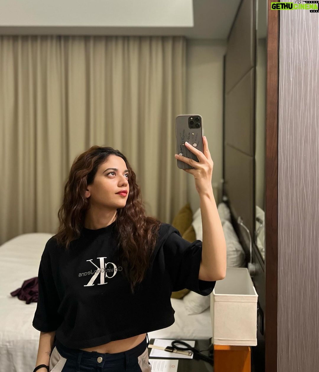 Shruti Sharma Instagram - That’s how my 2024 started 🦋✨🧿 Sri Lanka