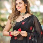 Shrutika Instagram - Happy Valentines day to my my lovely insta family who have always supported me in all possible ways..love u all to the moon and back..stay happy ;spread love 😍☺️ #valentines #love #spreadlove #celebrate #instamood