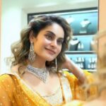 Shrutika Instagram - I recently had the pleasure of exploring VBJ's exquisite diamond collection, and let me tell you, it's truly mesmerizing. The craftsmanship of their exclusive diamond necklace and other jewellery is unparalleled, blending cutting-edge technology with timeless allure seamlessly. And the best part? It's now available at an exceptional price of ₹75k per carat at VBJ, Anna Nagar, and Anna Salai and $900 per carat at VBJ, Frisco, Texas. Trust me, you don't want to miss out on this opportunity to adorn yourself with elegance and luxury. Head over to VBJ and indulge in the brilliance of their diamond collection today! #vbj #vummidibangarujewellers #vbfrisco  #vummidibangaru  #offer  #diamondjewellery  #Offer #handcraftedjewellery  #jewellerydesigner  #jewellerycollection  #jewellerytrends  #chennaijewellerystore  #jewellerystoreinus