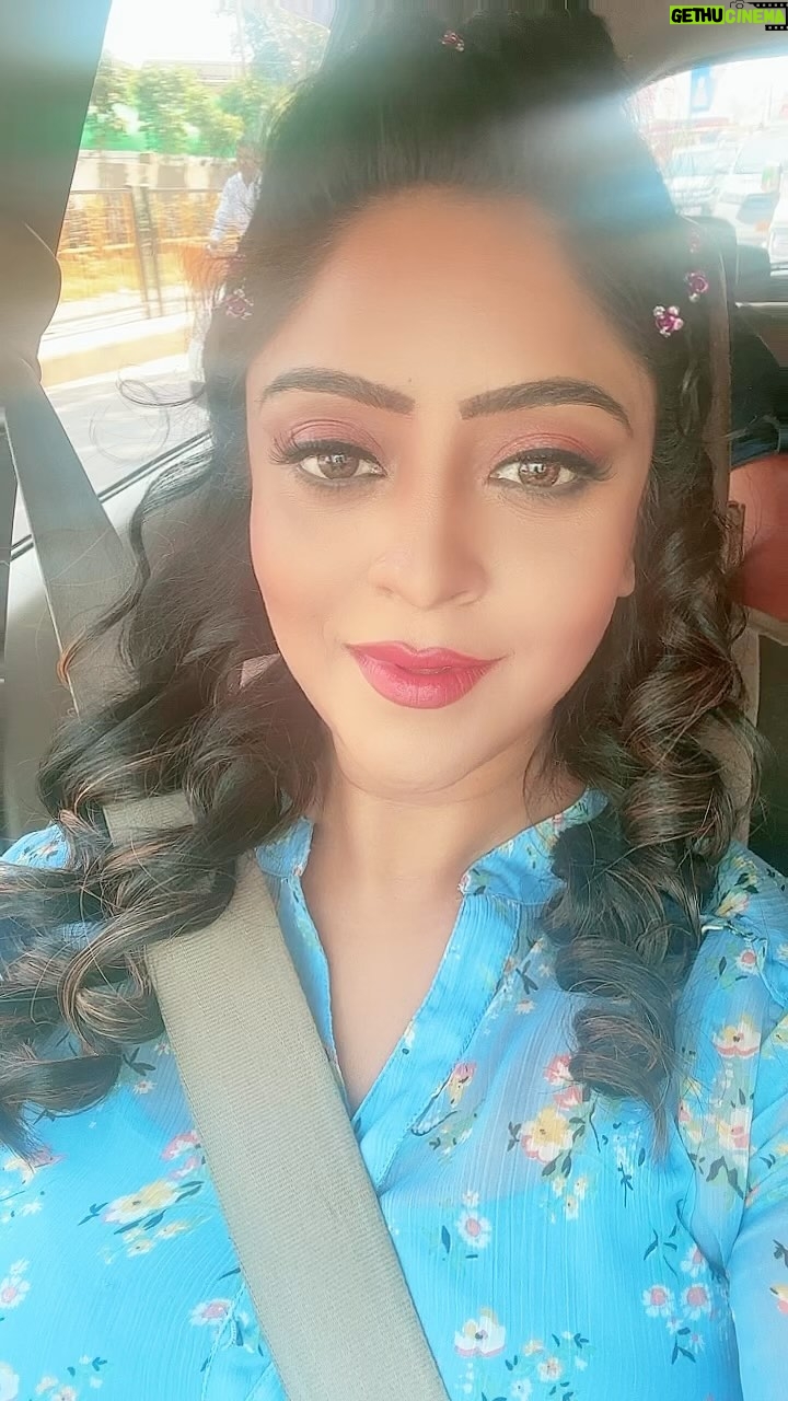 Shubhi Sharma Instagram - Good morning everyone @varanasi_banaras_kashi Varanasi U.P India