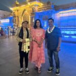 Shubhi Sharma Instagram - Har har Mahadev @kashi.vishwanath.temple.