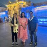 Shubhi Sharma Instagram - Har har Mahadev @kashi.vishwanath.temple.