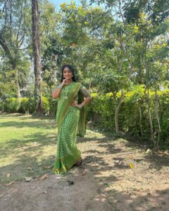 Shubhi Sharma Instagram -