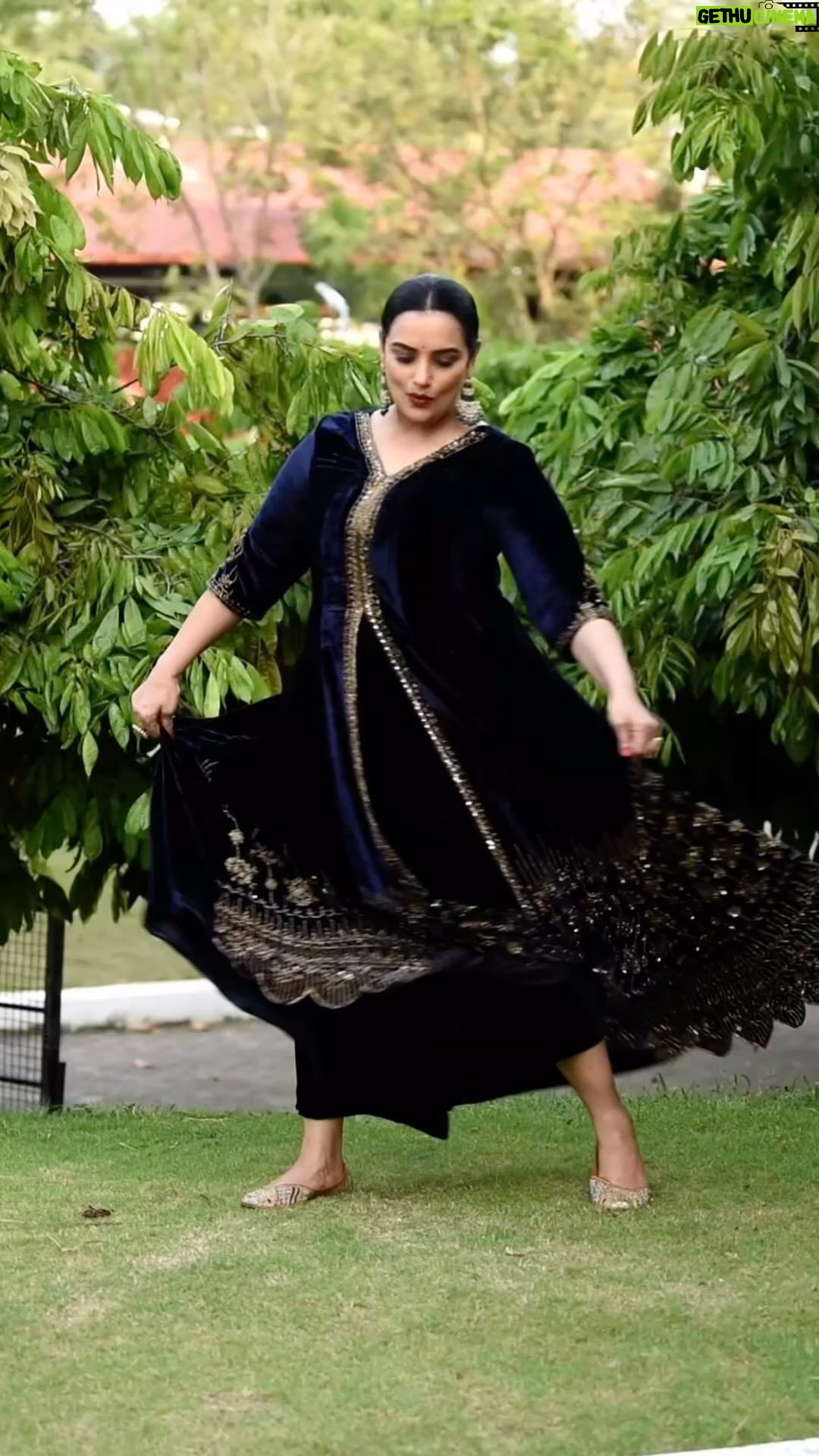 Shweta Menon Instagram - Stylist : @tharunya_vk Wardrobe: @fiona_ziya_bridal_studio Accessories: @ridha_rental_jewellery @ridha_rentaljewellery MUA : @abilashchickumakeupartist Shots : @dd.capture Kochi, India