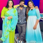 Shweta Menon Instagram - Had a goodtime shooting with my dearest Chechi @shwetha_menon …. ❤️✌️ PC : @vikas.vks.makeupartist 👐 #bigboss #shewthamenon #deepanmurali #friendship #bond #goodvibes #fun #kochidiaries Kochi, India