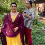 Shweta Menon Instagram - Always love to work with u my little sweetheart 💞💞💞💞💞💞💞💞💞💞 @shwetha_menon Makeup @avinash_s_chetia Styles @tharunya_vk 💄💄💋💋💅💅💃💃🧿🧿🙏🙏💞💞 Chithranjali Studio, Thiruvanandapuram