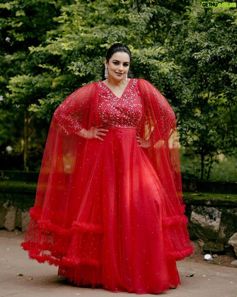 Shweta Menon Instagram - Stylist : @tharunya_vk Wardrobe & accessories: @denairaboutique MUA : @sijanmakeupartist Shots : @akhil_photography_tvm Trivandrum, India