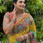 Shweta Menon Instagram - Stylist : @tharunya_vk MUA : @amal_ajithkumar Wardrobe: @sara.sajnarahman Accessories: @ridha_rental_jewellery @ridha_rentaljewellery Trivandrum, India
