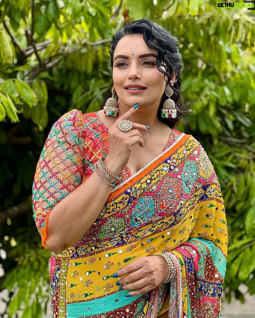 Shweta Menon Instagram - Stylist : @tharunya_vk MUA : @amal_ajithkumar Wardrobe: @sara.sajnarahman Accessories: @ridha_rental_jewellery @ridha_rentaljewellery Trivandrum, India