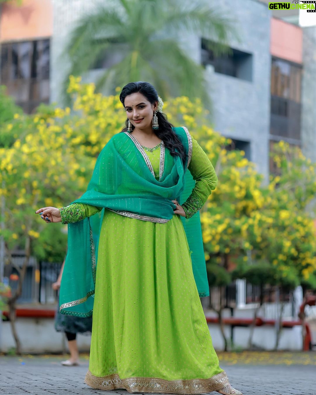 Shweta Menon Instagram - Stylist: @tharunya_vk Wardrobe: @mayoohka_by_aiswarya_baiju Accessories: @dira_collections_ MUA : @amal_ajithkumar Shots : @_hanosh_photography_ Trivandrum, India