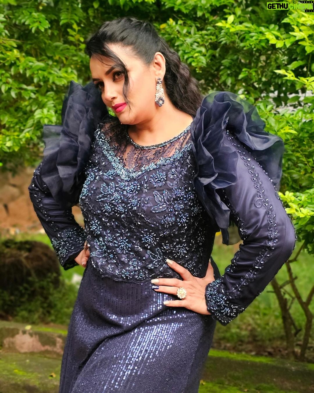Shweta Menon Instagram - Stylist: @tharunya_vk Wardrobe: @silkyarns Accessories: @seeruscollections MUA : @sijanmakeupartist