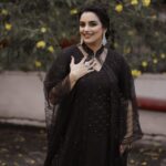 Shweta Menon Instagram - Happy New Year! 🎉 Stylist: @tharunya_vk Wardrobe: @yaamidesigns Accessories: @seeruscollections MUA : @amal_ajithkumar Shots : @shajeel_kabeer Trivandrum, India