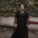 Shweta Menon Instagram - Happy New Year! 🎉 Stylist: @tharunya_vk Wardrobe: @yaamidesigns Accessories: @seeruscollections MUA : @amal_ajithkumar Shots : @shajeel_kabeer Trivandrum, India