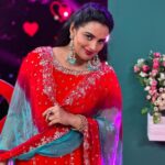 Shweta Menon Instagram – Merry Christmas 🌲 🎅 
Stylist : @tharunya_vk
Wardrobe: @denairaboutique
Accessories: @dira_collections_
MUA : @avinash_s_chetia Trivandrum, India
