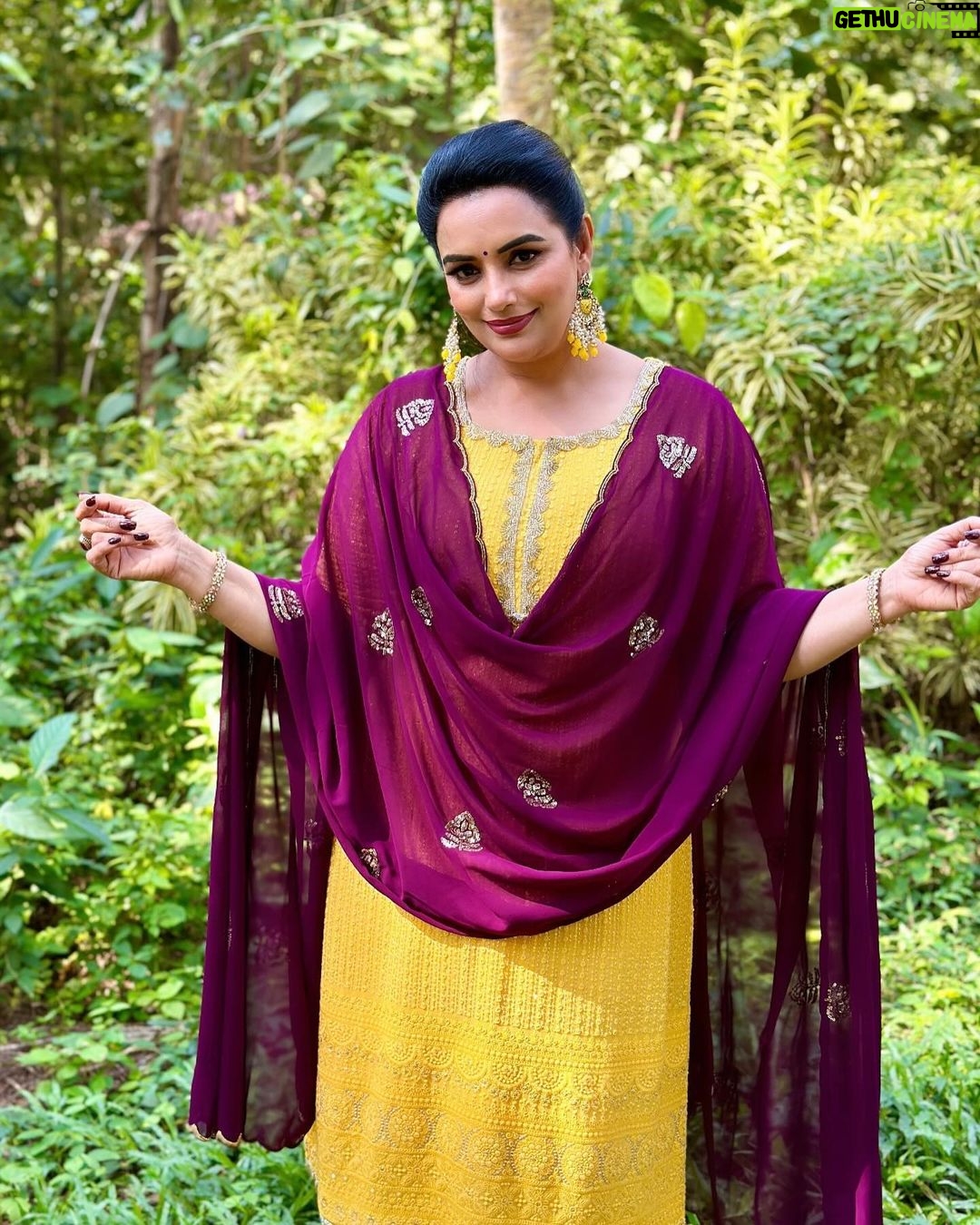 Shweta Menon Instagram - Stylist : @tharunya_vk Wardrobe: @lbdesignskochi Accessories: @dira_collections_ MUA : @avinash_s_chetia Trivandrum, India