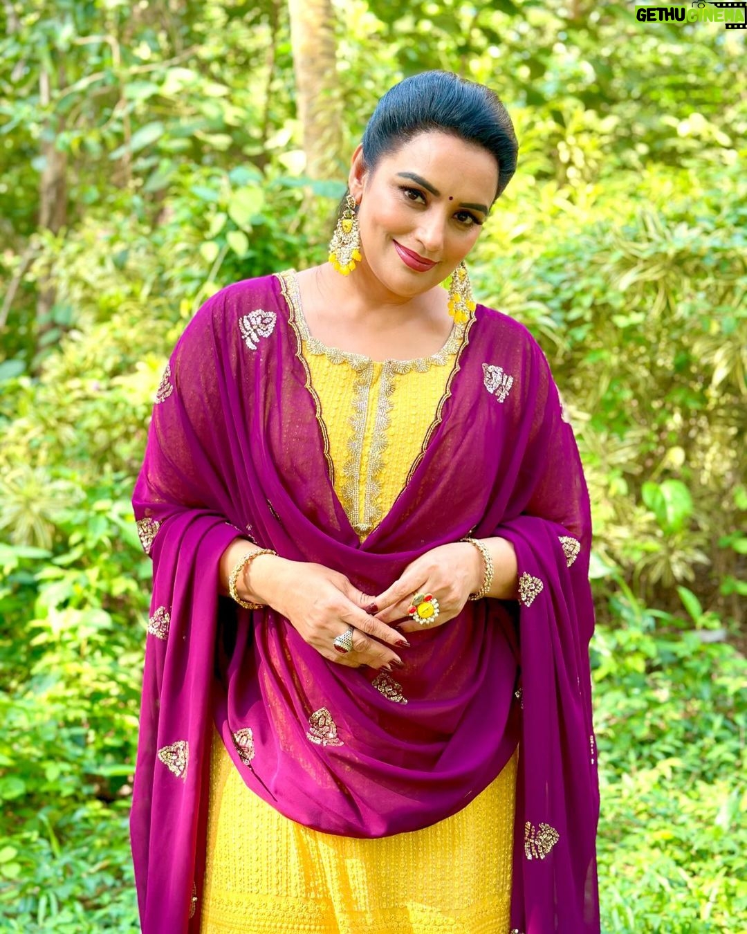 Shweta Menon Instagram - Stylist : @tharunya_vk Wardrobe: @lbdesignskochi Accessories: @dira_collections_ MUA : @avinash_s_chetia Trivandrum, India