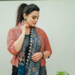 Shweta Menon Instagram - Stylist : @tharunya_vk Saree : @wellattire Jacket : @rubymistboutique Accessories: @lauradesigns.in MUA : @abilashchickumakeupartist Shots : @_hanosh_photography_ Trivandrum, India
