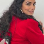 Shweta Menon Instagram - 💝Will you be my Valentine?💘 Stylist : @tharunya_vk MUA : @amal_ajithkumar Wardrobe: @izzha.in @izzhacouture Accessories: @seeruscollections Kerala