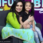 Shweta Menon Instagram - Lovely moments 🥰🥰🥰🥰😘😘😘😘 #malutty #shwethamenon #milestonemakers