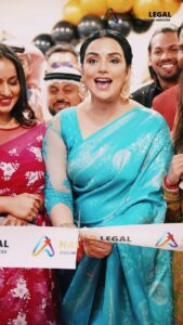Shweta Menon Instagram - Congratulations to @nascolegal Nascolegal Documents Clearing Services on their grand inauguration! Wishing them every success. The event was impeccably organized and it was a delight to be part of it alongside @vinayforrt @malavikacmenon @swasikavj @faisalmalabar @ajmal_khan_ @mentalistaathi @shiyaskareem @firoz_kunnamparambil_palakkad @salam_.pappinissery @vahid_dubai_007 @mundir.kalpakanchery @riaz_pappan @anas_perumbavoor_official Here’s to a prosperous journey ahead! 🎉 Dubai, United Arab Emirates