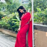 Shweta Tiwari Instagram - Styled by @stylingbyvictor @sohail__mughal___ Outfit @kaaishabyshalini Accessories @anthajewels