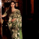 Shweta Tiwari Instagram - Styled by @stylingbyvictor @sohail__mughal ___ Saree @gazalguptacouture Jewellery @kushalsfashionjewellery Styling team @janvijain132 Photography @amitkhannaphotography