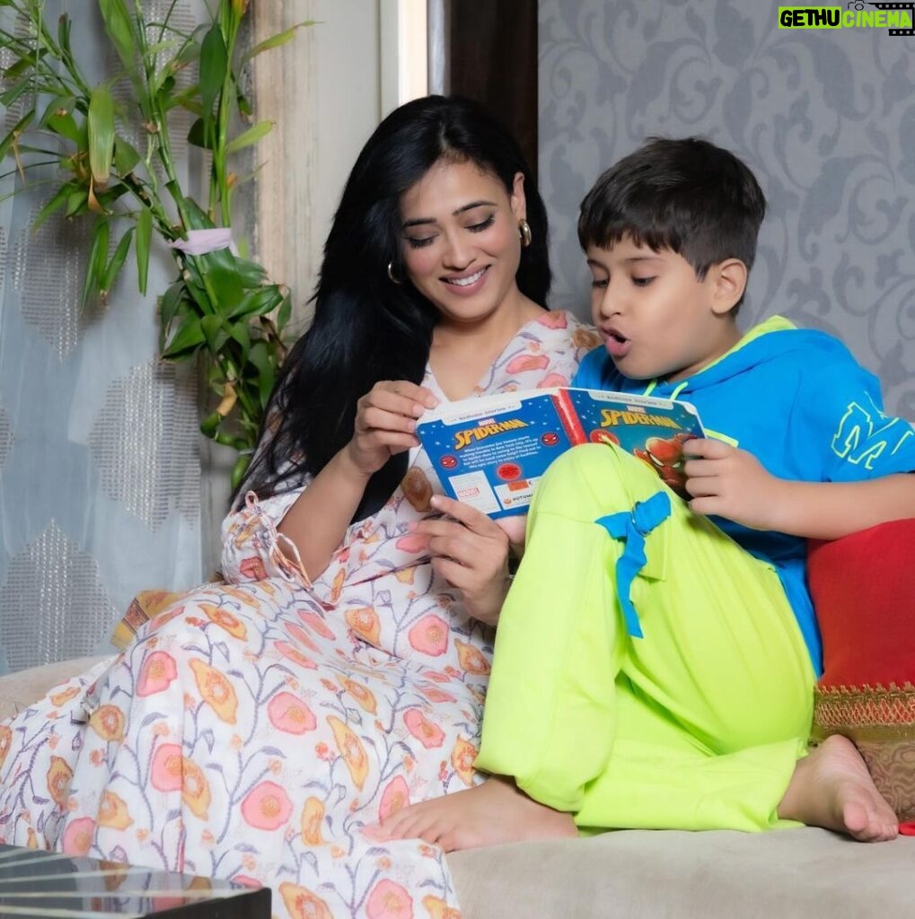Shweta Tiwari Instagram - Hello Everyone!! Here we go with Firstcry’s Spring Summer Season. What I like the best about this collection is the pattern, colors are so bright & super comfy for our child with unbeatable quality, endless variety of colors, and prices that'll make your wallet smile. It is 100% cotton so it's the best for summer wear. Stylist to head out & easygoing with the child's sensitive skin. Have you guys ever tried Firstcry's Spring-Summer collection? Do share your experience with me. You all can head to Firstcry.com and use my code “ STIWARISS24 “ that will give you 50% off on fashion and 42% on everything else. You can share your thoughts about Firstcry and the Spring Summer Collection and post pictures in Firstcry summery outfits and tag @Firstcryindia @shweta.tiwari @Firstcryindia #firstcryspringsummer24 #springiton2024 #firstcryfashion #FussNowAtFirstcry #firstcryIndia #firstcry #shopatFirstcry #ad