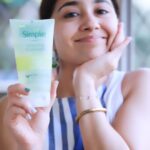 Shweta Tripathi Instagram - A gentle reminder to always listen to your skin! Check out my favourites from @simpleskincareindia, and keep your skincare minimal yet effective! #AD #Simple #SimpleSkincare #CleanKindEffective #SoapFree #GentleCare #CleanBeauty