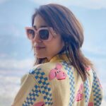 Shweta Tripathi Instagram - Kabhi cozy, Kabhi funnnnn 🥰🤪 It’s all about loving the mountains 🏔️🇳🇵 Pokhara, Nepal