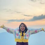 Shweta Tripathi Instagram - Kabhi cozy, Kabhi funnnnn 🥰🤪 It’s all about loving the mountains 🏔️🇳🇵 Pokhara, Nepal