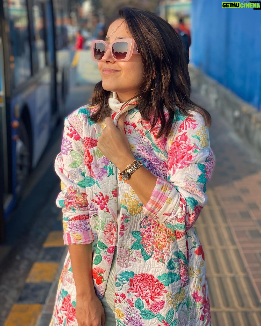 Shweta Tripathi Instagram - Living in world full of phools π·π« @uri.india π«ΆπΌβ¨ Nepal