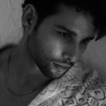 Siddhant Chaturvedi Instagram - Dosti hai toh rang hai… #KhoGayeHumKahan