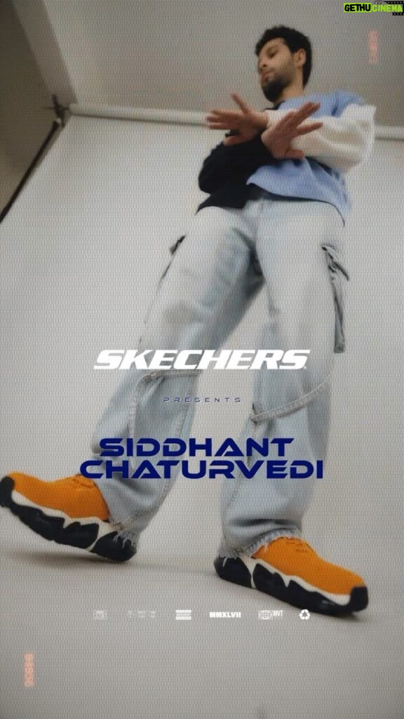 Siddhant Chaturvedi Instagram - Shades of the Street with @skechersindia 🔝 🤙 #Skechersindia #SkechersStreet #FortheFreeSpirited #SkechersAmbassador #ad