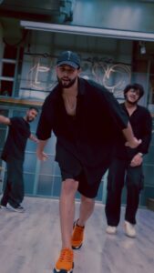 Siddhant Chaturvedi Instagram - Saturday Shuffle with @ankan_sen7 @saahil.m.khan @boscolesliemartis