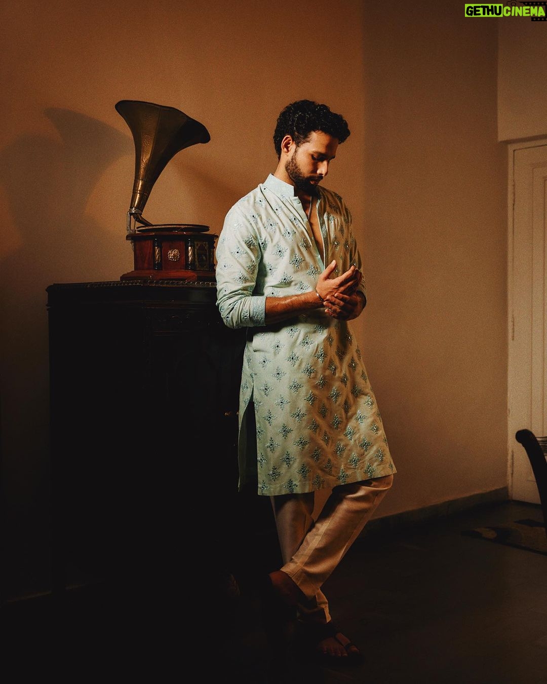 Siddhant Chaturvedi Instagram - वो शाम…