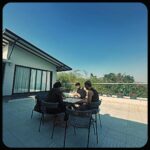 Siddhant Chaturvedi Instagram - Finally sab ko ek saath chutti mili! It had been a while! Thank you @saffronstays @koshavillas for your warm hospitality! Breezy, easy, good food and a beautiful view! @nirmit.music Bro your house is a vibe and to make it happen so last minute! I owe you one! Also please my regards to Aunty! ❤️ Kosha Villas