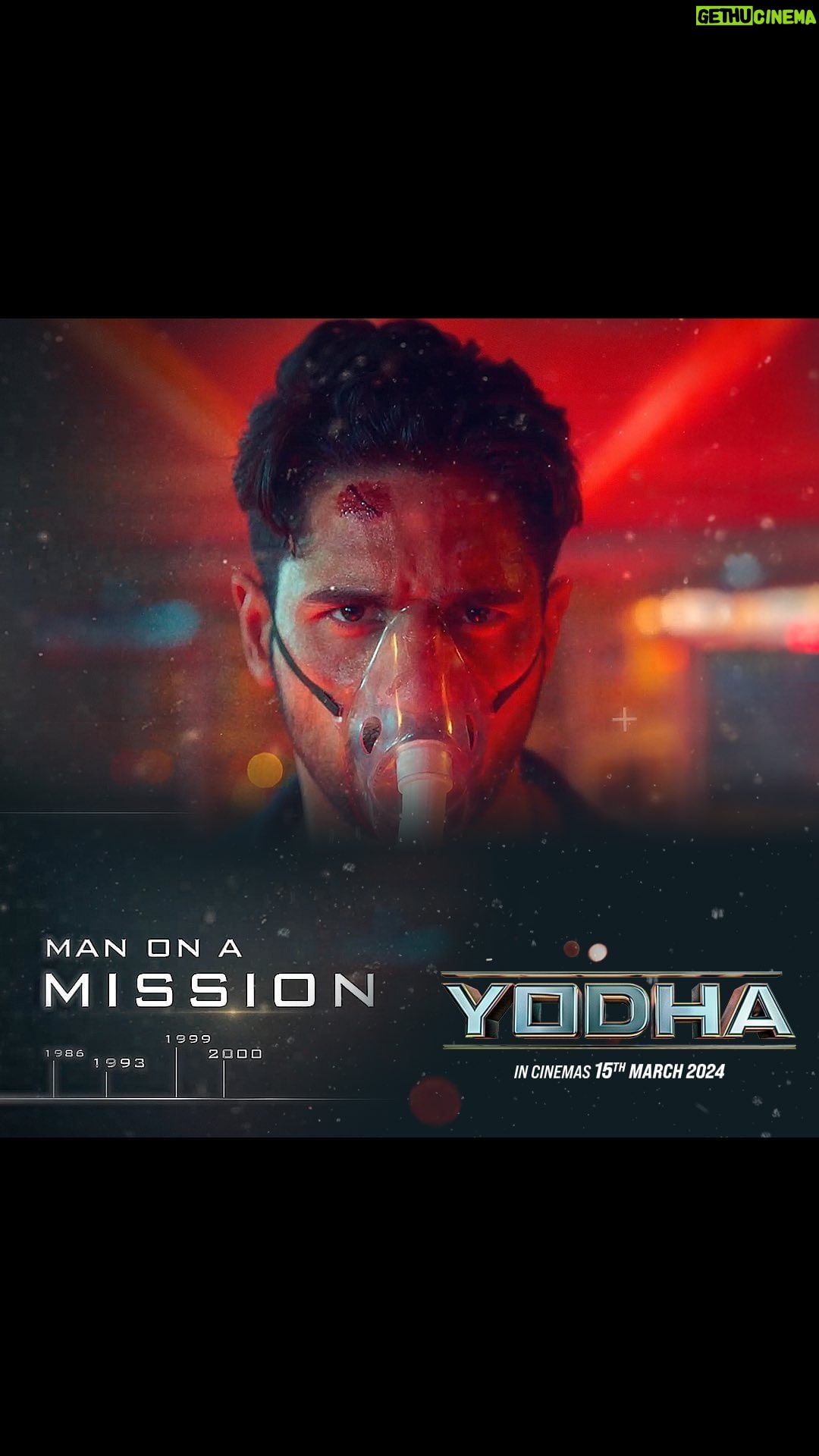 Sidharth Malhotra Instagram - Lights, camera and...behind the action!ππ» Becoming Arun Katyal and everything else #Yodha. #YodhaBTS out now! Yodha in cinemas March 15. @karanjohar @apoorva1972 @shashankkhaitan @raashiikhanna @dishapatani @sagarambre_ #PushkarOjha @primevideoin @dharmamovies @mentor_disciple_entertainment @aafilms.official @tseries.official