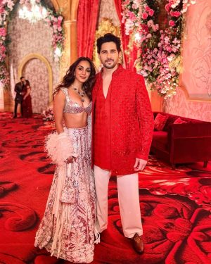 Sidharth Malhotra Instagram - #FromLastNight❤️