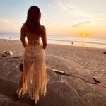 Sidhika Sharma Instagram - I don’t need contouring,I got tan lines 🙈😉 W Bali - Seminyak