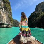 Sidhika Sharma Instagram - Sea called me 😉🤩