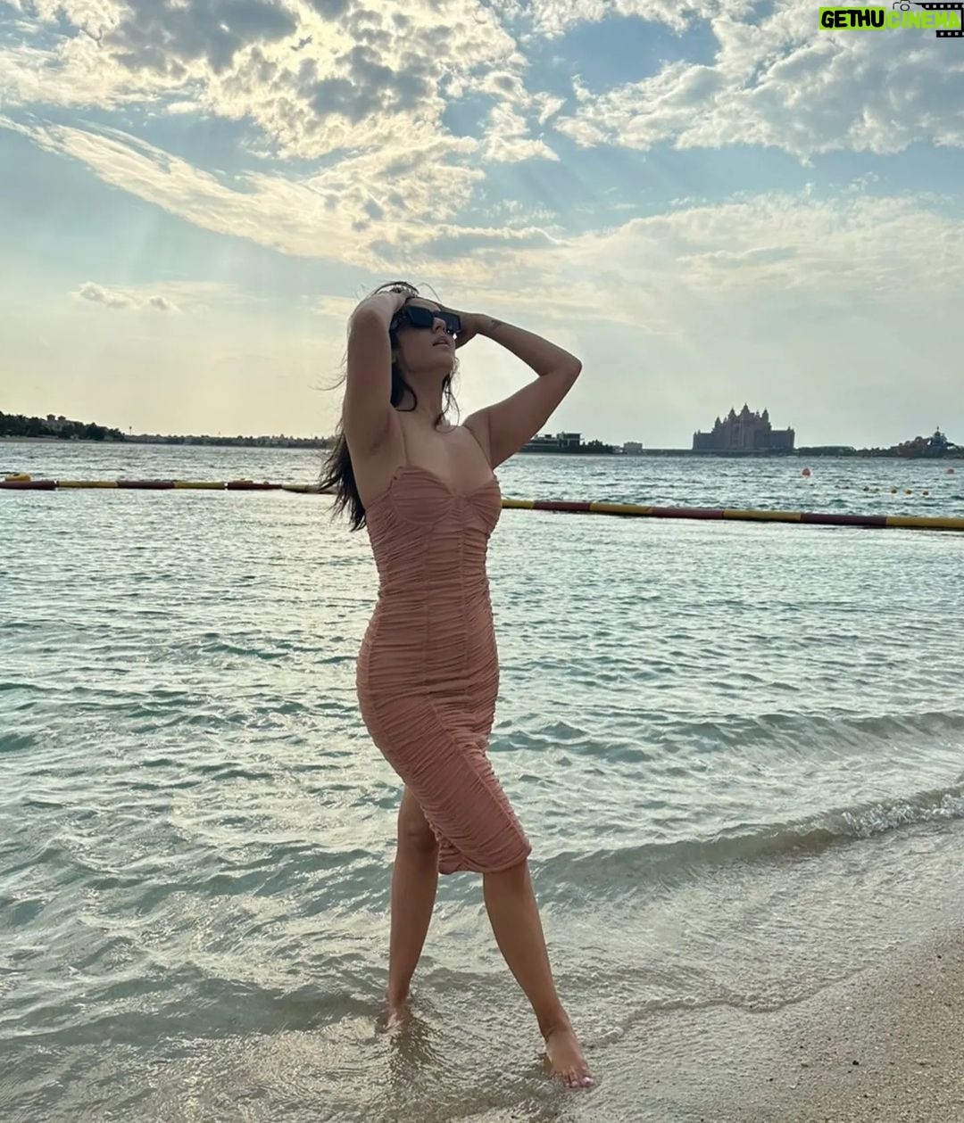 Sidhika Sharma Instagram - All I need is vitamin sea 🌊 😉 The Palm Jumeirah, Dubai, UAE