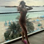 Sidhika Sharma Instagram - Beach hair ,don't care 😉 The Palm Jumeirah, Dubai, UAE