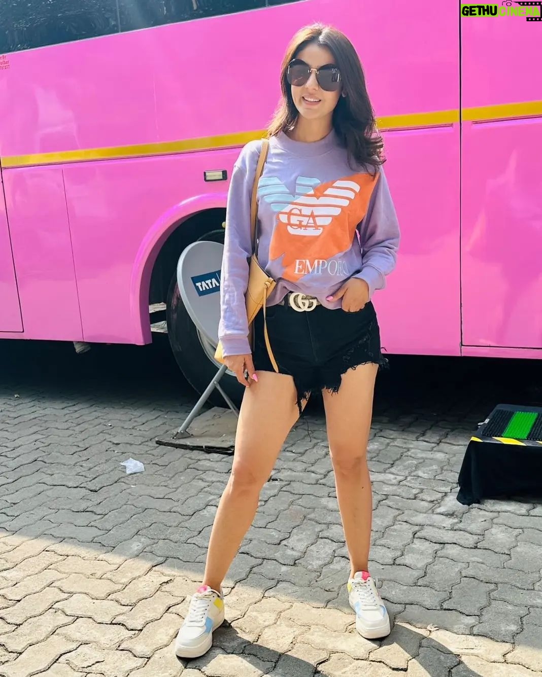 Sidhika Sharma Instagram - "Hello,it's me"🤩