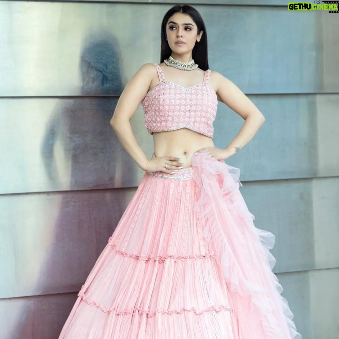 Sidhika Sharma Instagram - You're the only one 😉