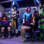 Sienna Belle Instagram - eu ouvi FASE FINAL de Bugados? 👾✨💚🎮 DIA 11 DE DEZEMBRO NO @mundogloob ;) romance… 💘 aventura… 😎 música… 🎶 amizade… 🤞🏼 vocês não vão querer perder a 6a e ÚLTIMA temporada! está mais eletrizante e BUGADO como nunca! ☄️🥳🌌✨ AGORA É PLAY… (completem nos comentários) 🙈💜