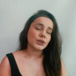 Sienna Belle Instagram - how many things? ✨🧡💌 acordei e me deu vontade de cantar… <3 #cover #explore #explorepage #nonsense #reels #music