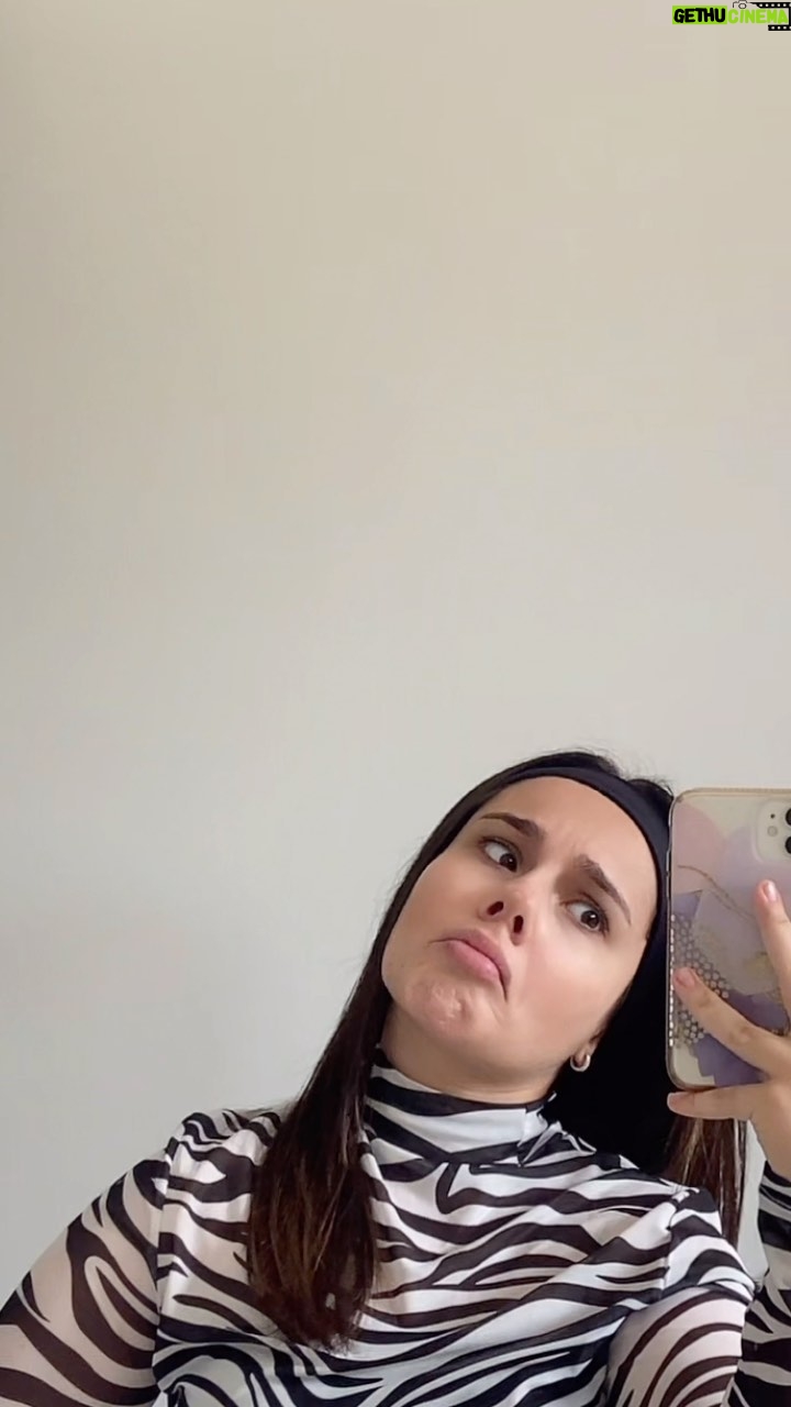 Sienna Belle - 469.6K Likes - HM? 🥲🤡
#reels #explore #meme #viral #trend #trending #explorepage #explorar #music #cover #dublagem #voiceover